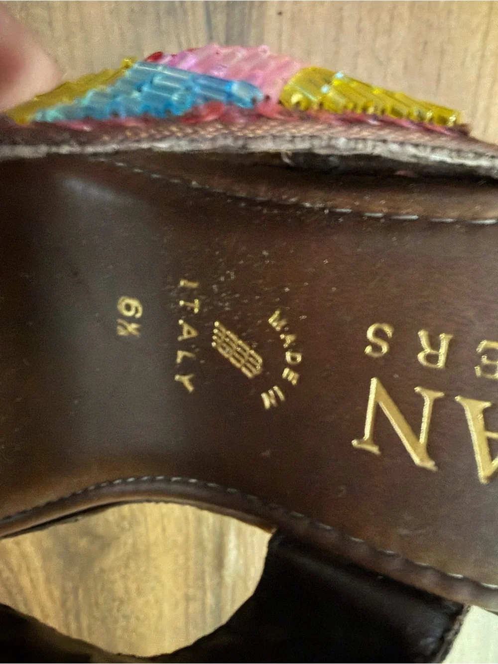 Italian Shoemakers Lightweight Brown Wedge Sandals Sequin Straps, 6.5, Like New
